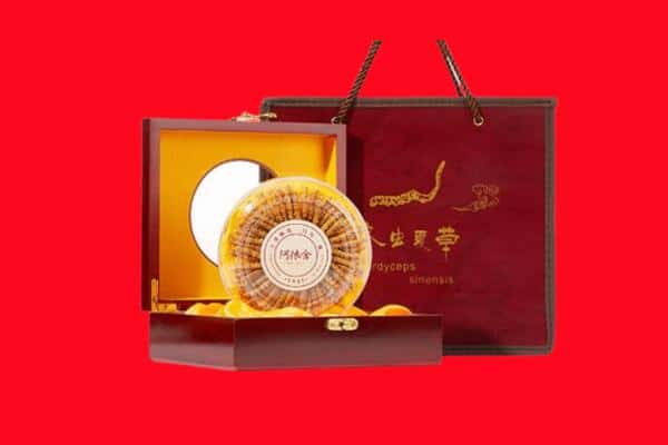乌恰县回收冬虫夏草
